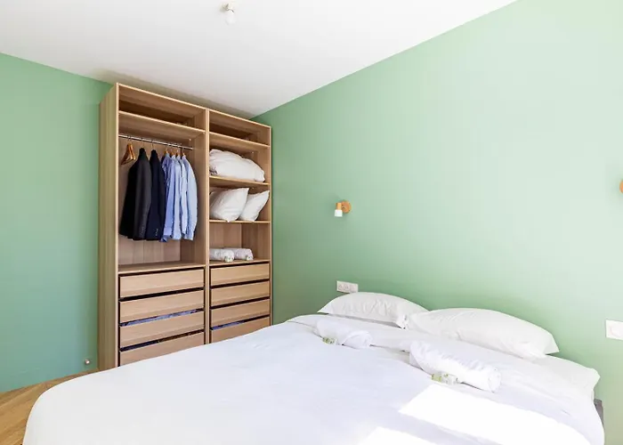 Cosy Retreat Near Attractions